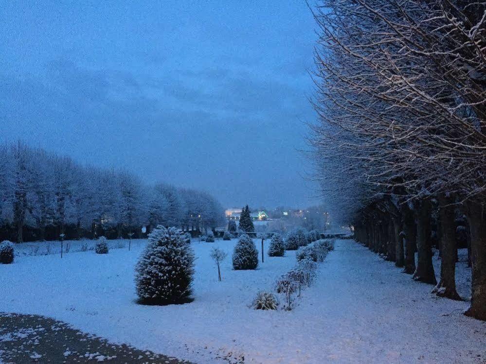 Domaine De Bayeux Hotel Екстериор снимка