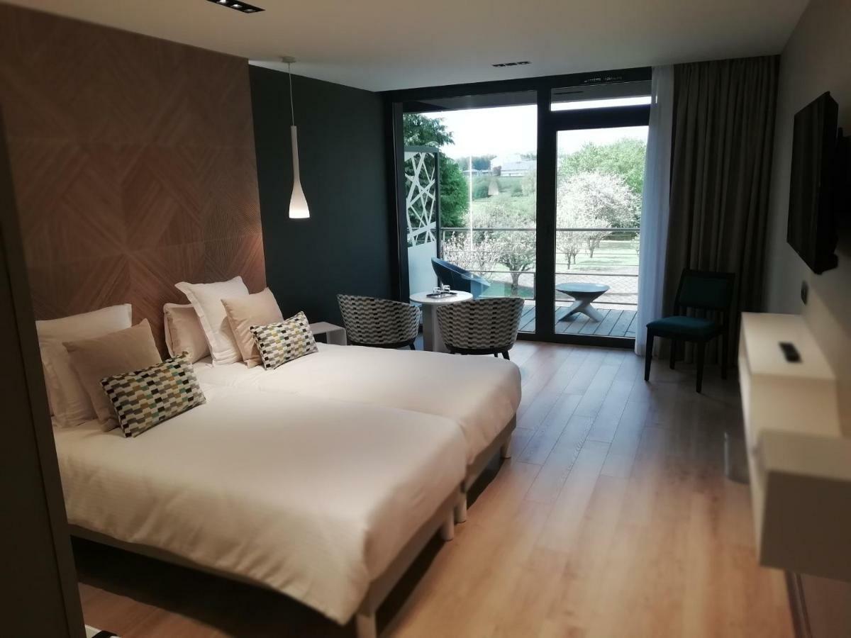 Domaine De Bayeux Hotel Екстериор снимка